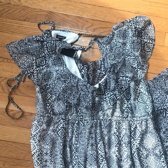 Torrid Maxi Ikot Chiffon Black White Dress 2 - Picture 2 of 7